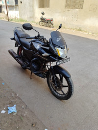 Black Honda CBF Stunner