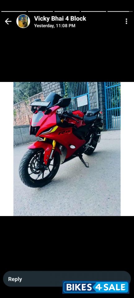 Metallic Red Yamaha R15 V4