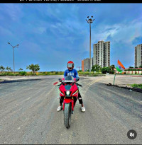 Metallic Red Yamaha R15 V4