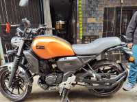 Orange Yamaha FZ-X