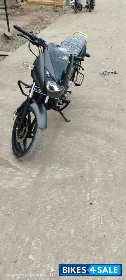 Black Bajaj Pulsar 150 DTSi Black Bajaj Pulsar 150 DTSi