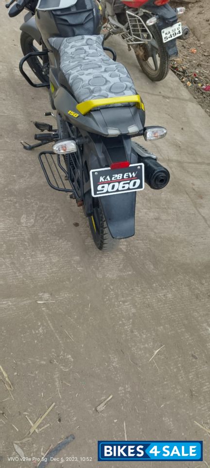 Black Bajaj Pulsar 150 DTSi Black Bajaj Pulsar 150 DTSi