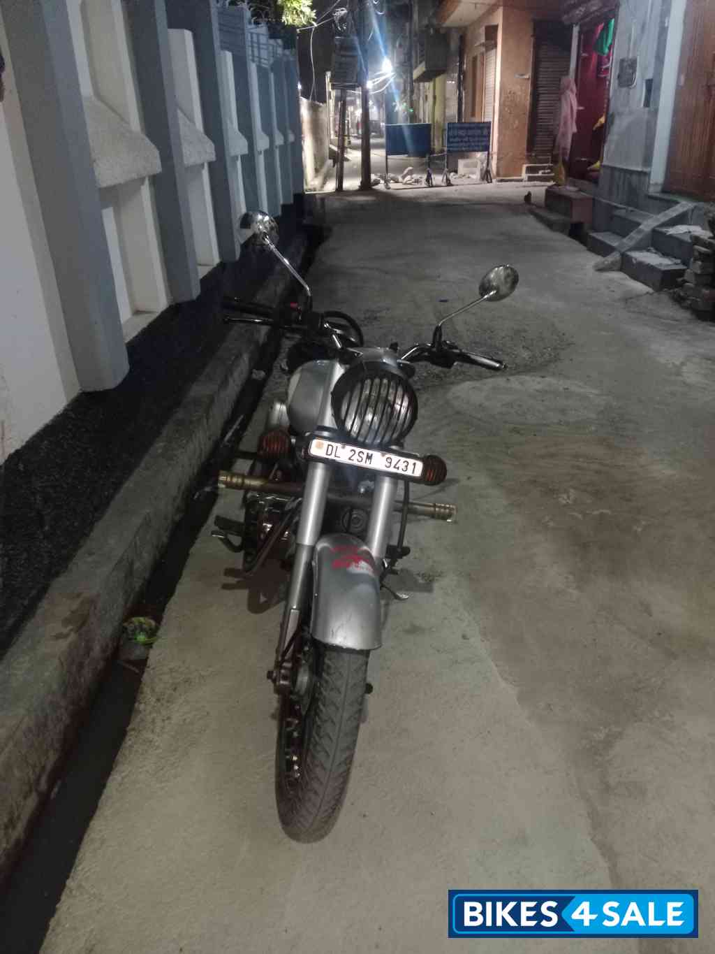 Silver Royal Enfield Classic 350