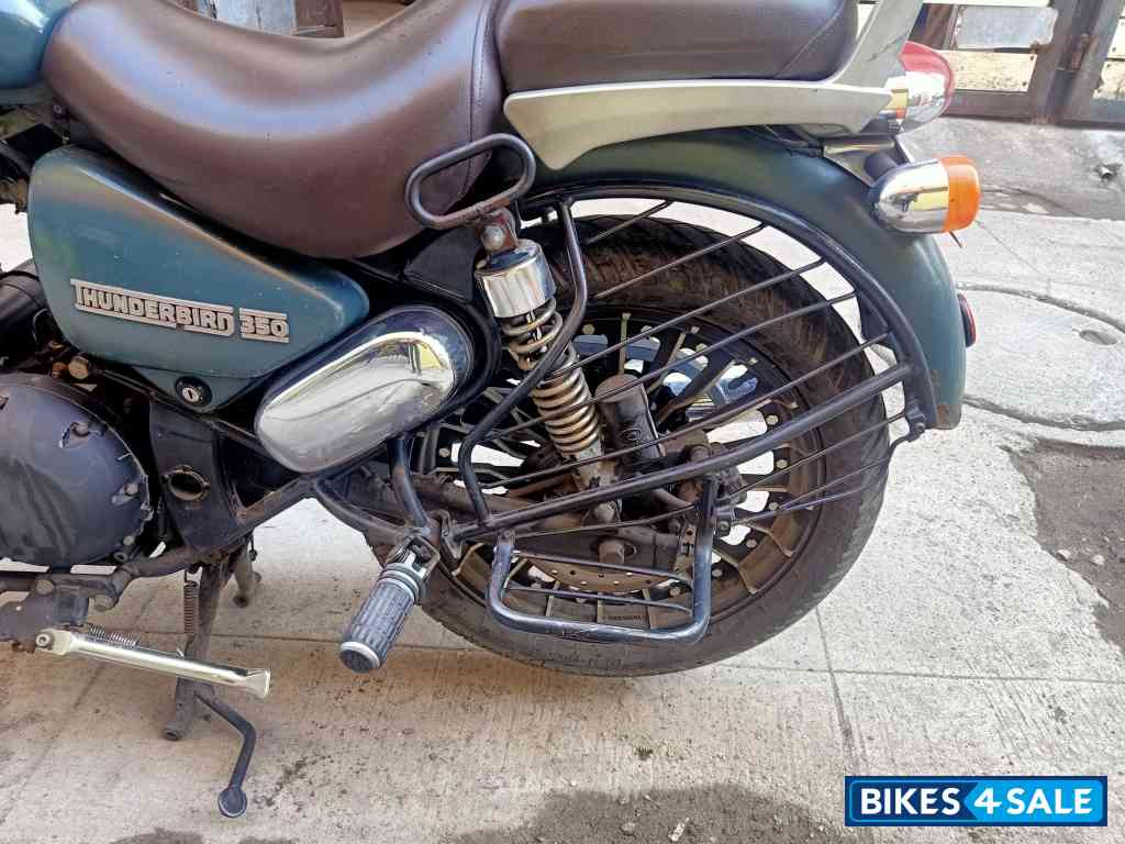 Asphalt Royal Enfield Thunderbird 350