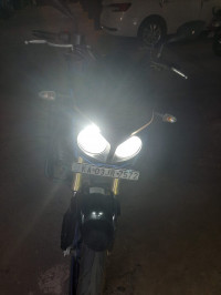 Mahindra Mojo XT 300