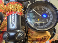 Cherry Red Bajaj Avenger Street 160 BS6