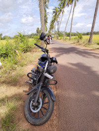 Blue Bajaj Avenger Street 150