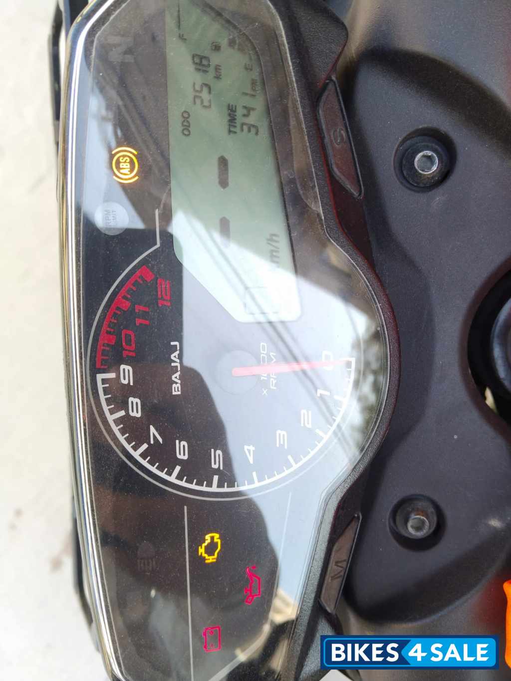 Black Bajaj Pulsar N160 Dual Channel ABS