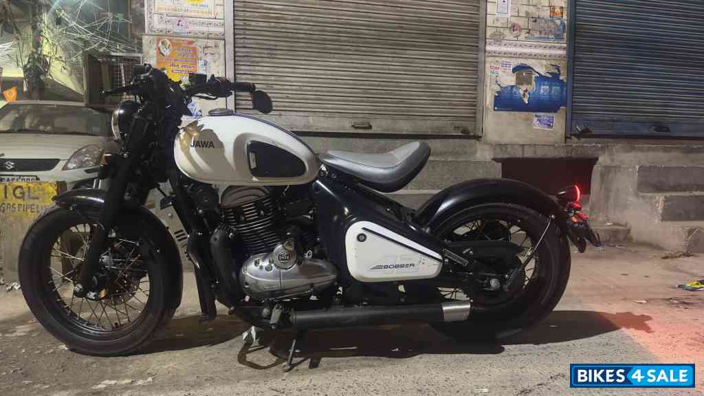 Jawa 42 Bobber Dual Channel ABS