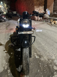 Jawa 42 Bobber Dual Channel ABS