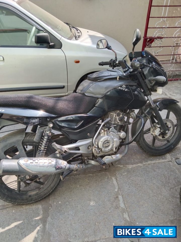 Black Bajaj Pulsar 150 DTSi Black Bajaj Pulsar 150 DTSi