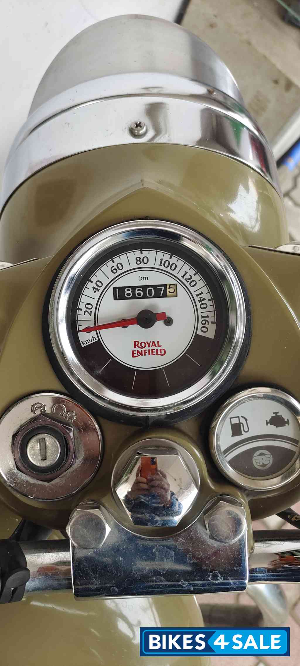 Royal Enfield Classic Desert Storm