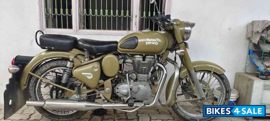 Royal Enfield Classic Desert Storm
