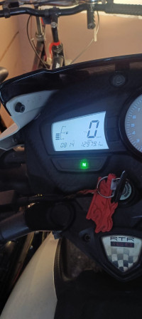 White TVS Apache RTR 160 4V