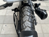 Husqvarna Svartpilen 250