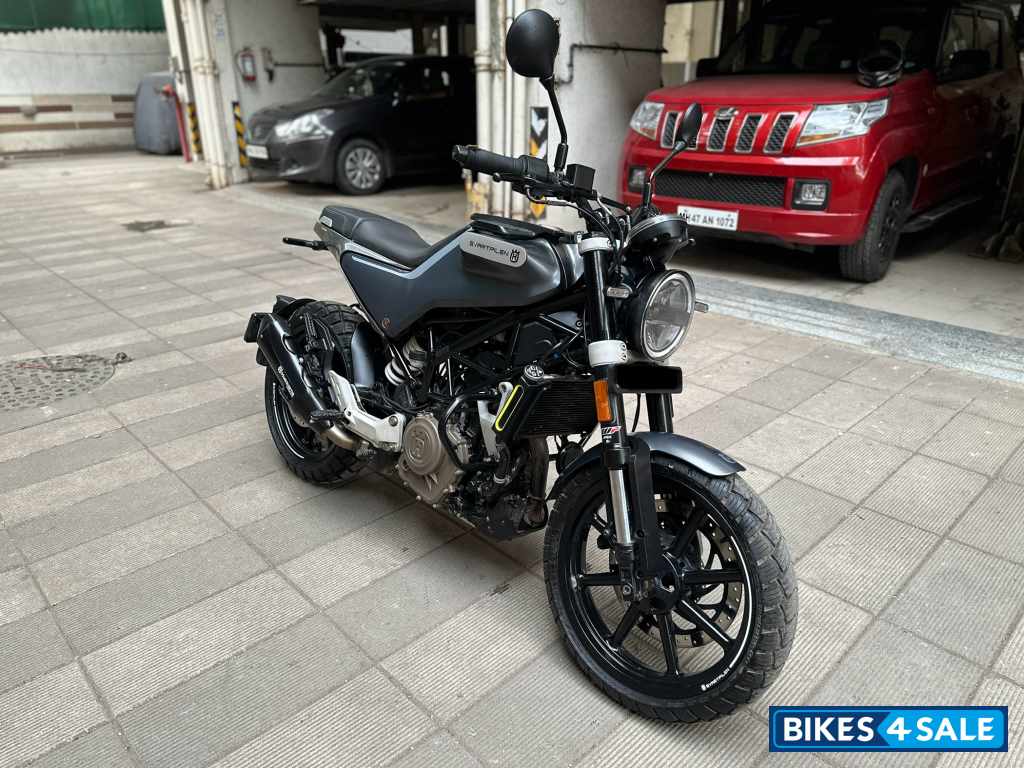 Husqvarna Svartpilen 250