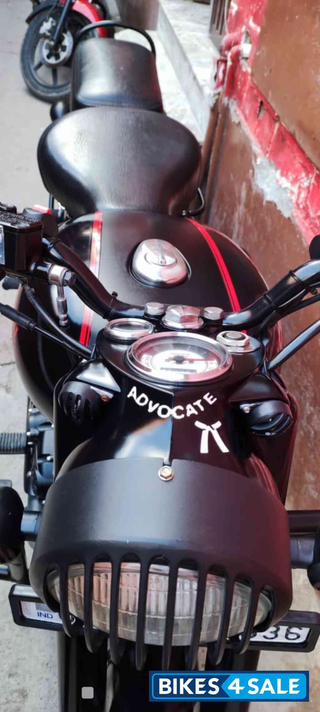 Royal Enfield Classic Stealth Black