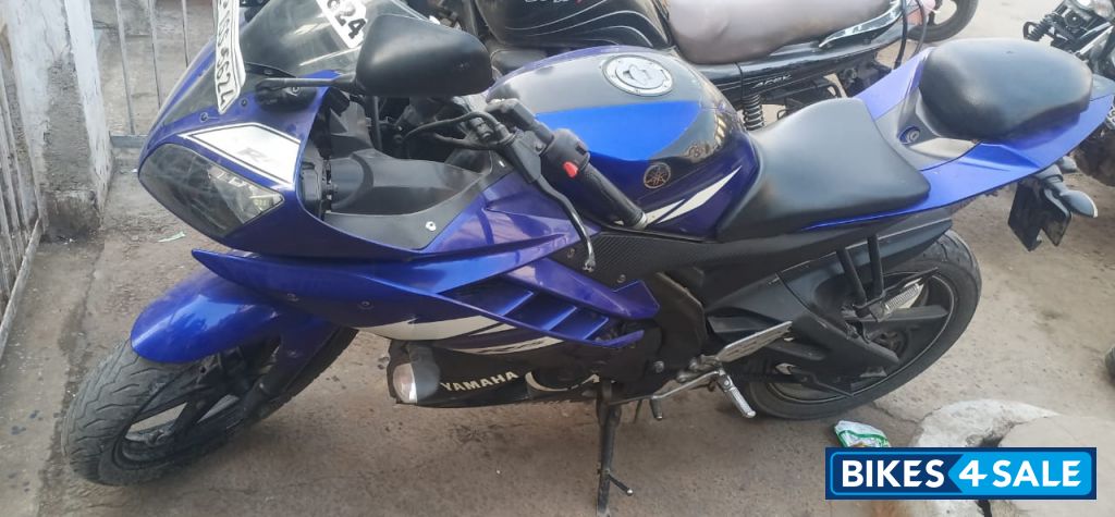 Yamaha YZF R15 V2