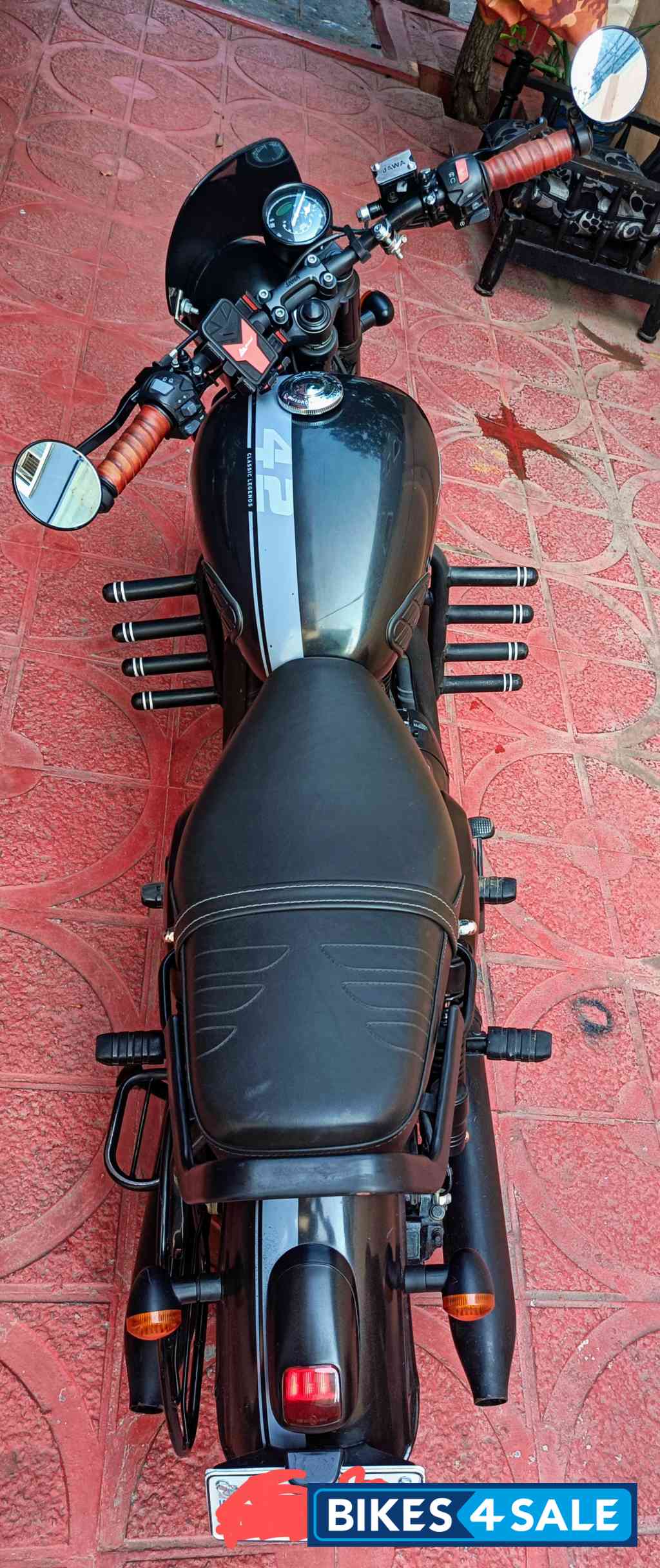 Jawa forty two BS6 Jawa forty two BS6