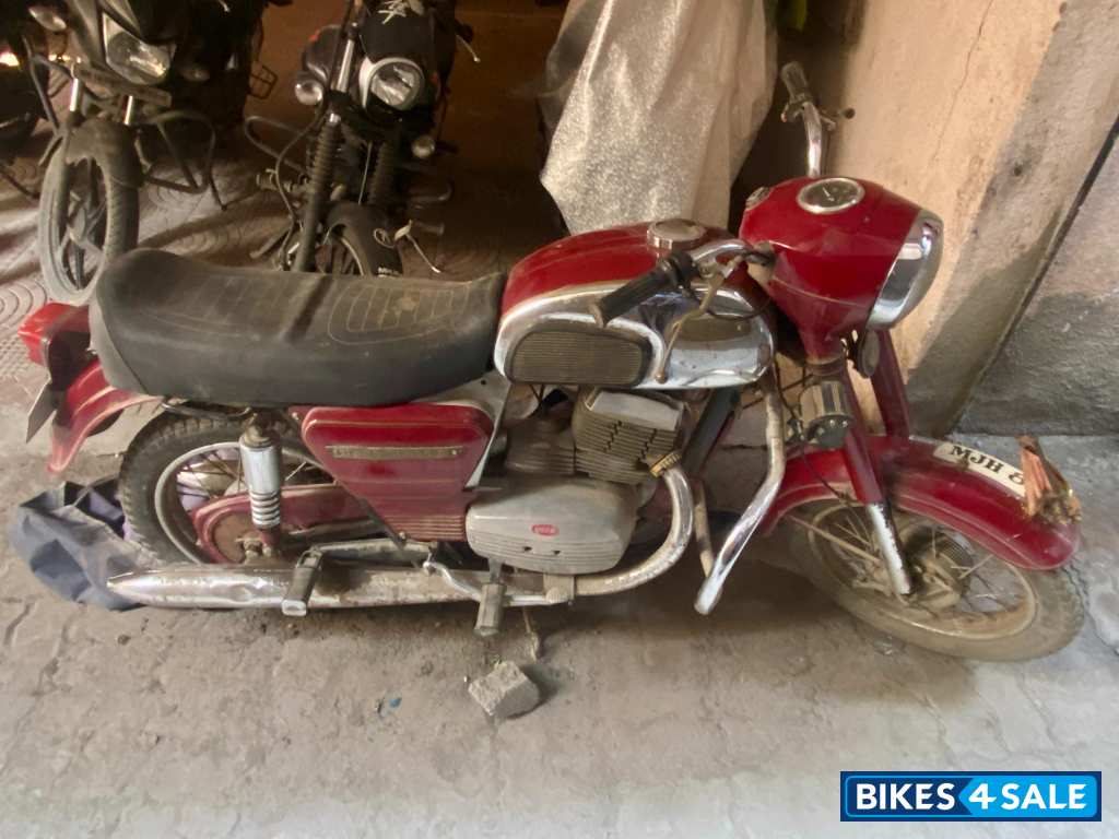 Ideal Jawa Yezdi Classic Ideal Jawa Yezdi Classic