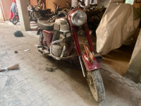 Ideal Jawa Yezdi Classic