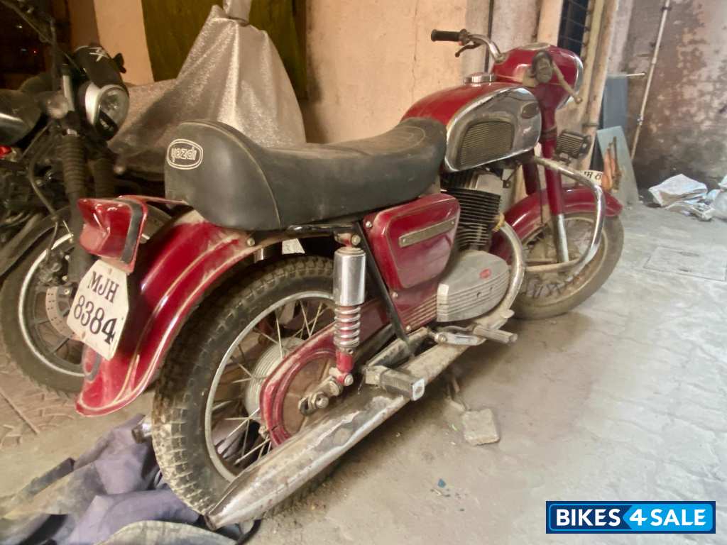 Ideal Jawa Yezdi Classic Ideal Jawa Yezdi Classic