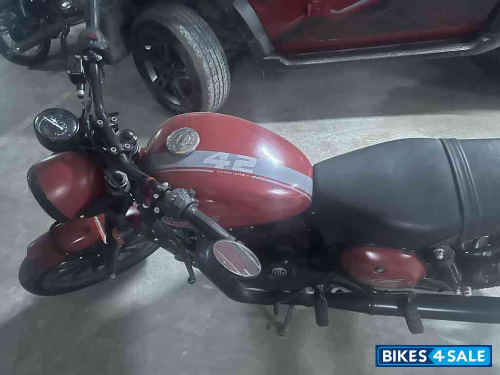 Jawa 42 Dual Channel ABS Orion Red