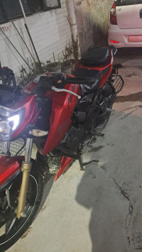TVS Apache RTR 200 4V
