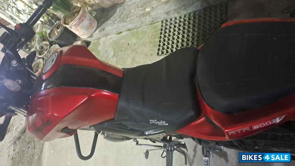 TVS Apache RTR 200 4V TVS Apache RTR 200 4V