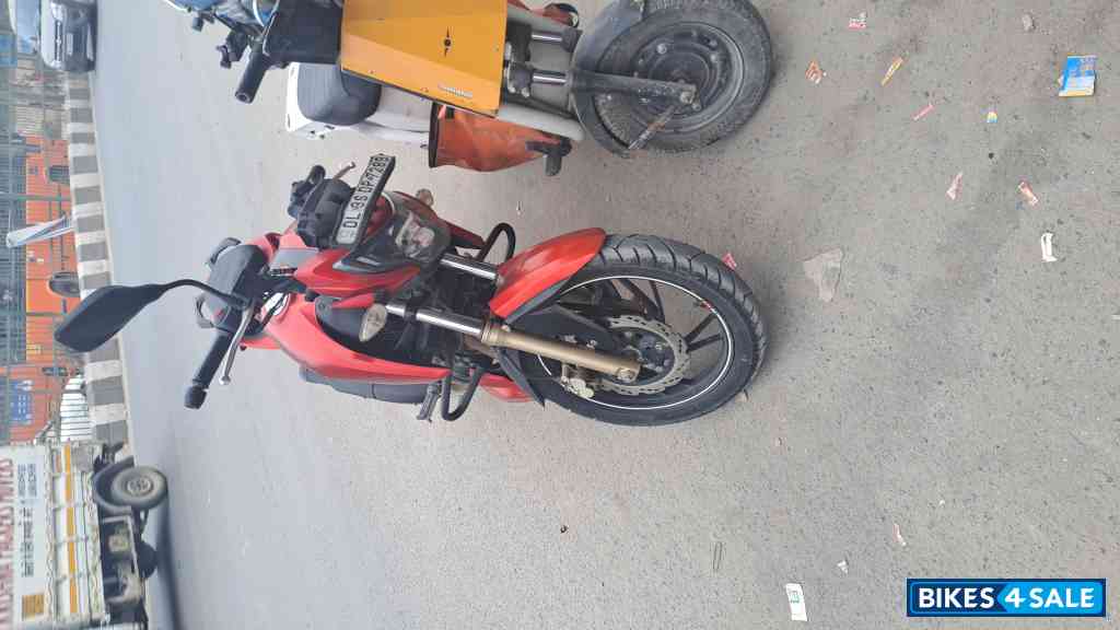 TVS Apache RTR 200 4V TVS Apache RTR 200 4V