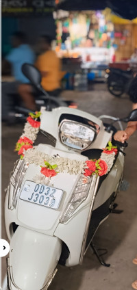 Pearl White Suzuki Access 125 BS6