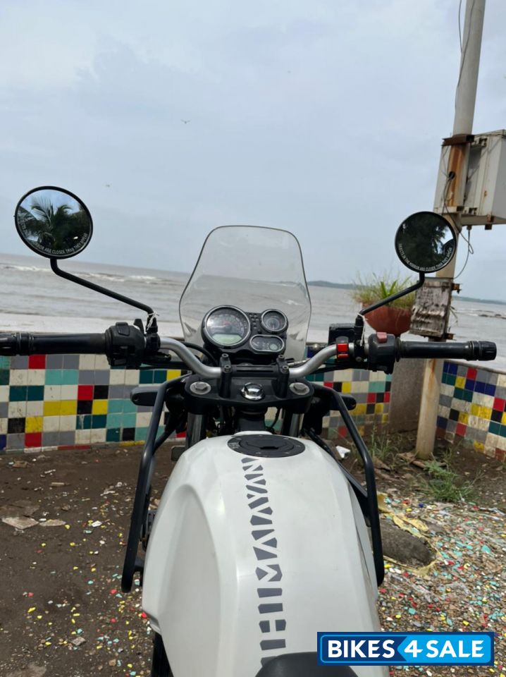 Snow White Royal Enfield Himalayan