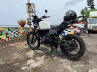 Snow White Royal Enfield Himalayan