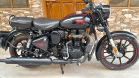 Royal Enfield Classic Stealth Black