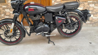 Royal Enfield Classic Stealth Black