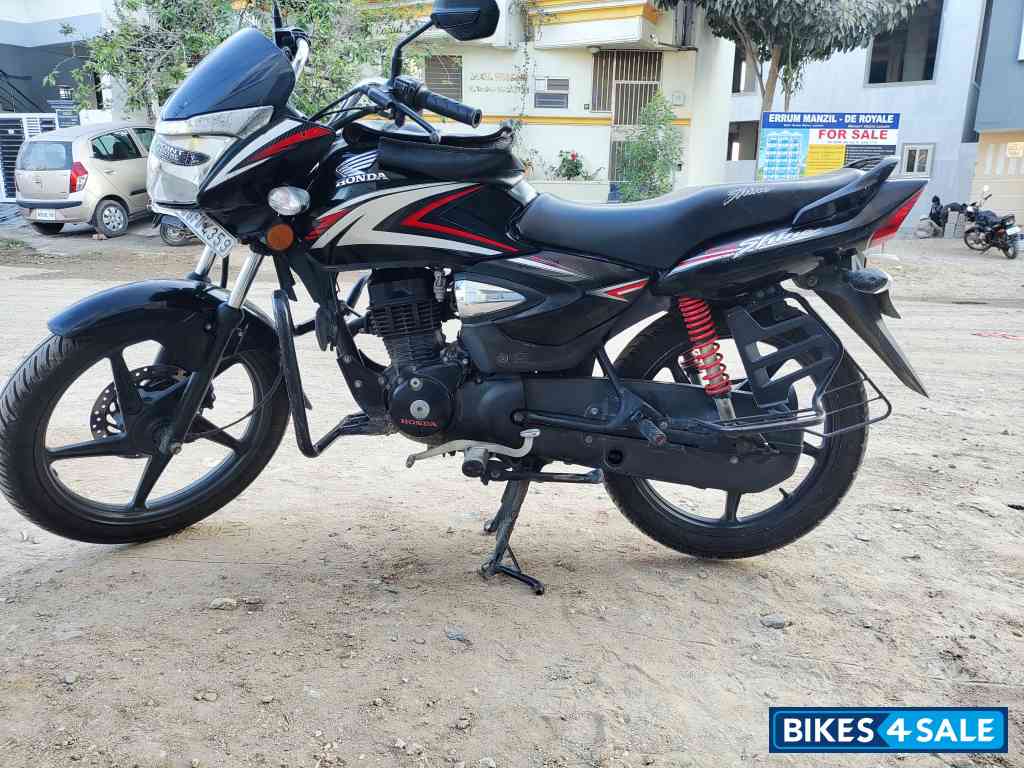 Honda CB Shine