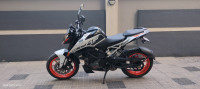 White KTM Duke 200 2020