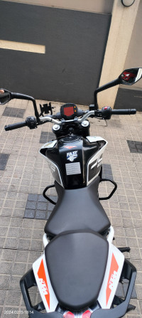 White KTM Duke 200 2020