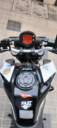 White KTM Duke 200 2020