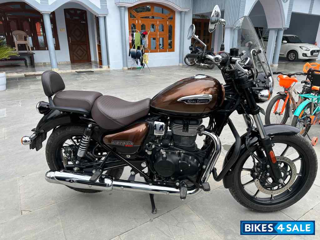 Supernova Brown Royal Enfield Meteor 350 Supernova