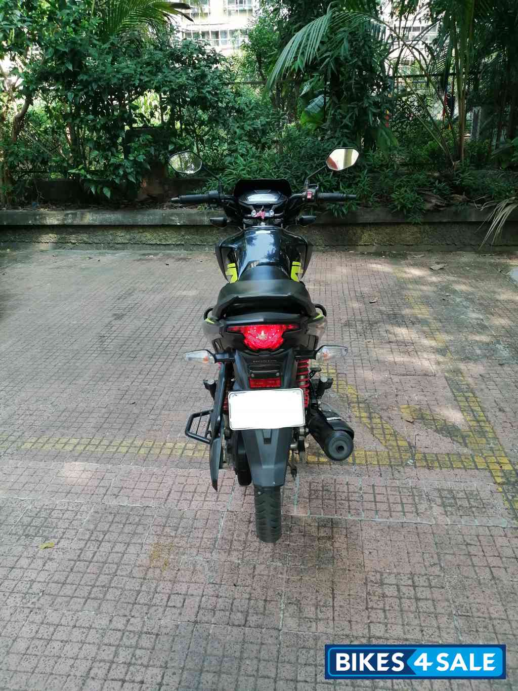 Black Honda SP 125 BSVI