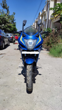 Blue Suzuki Gixxer SF Fi