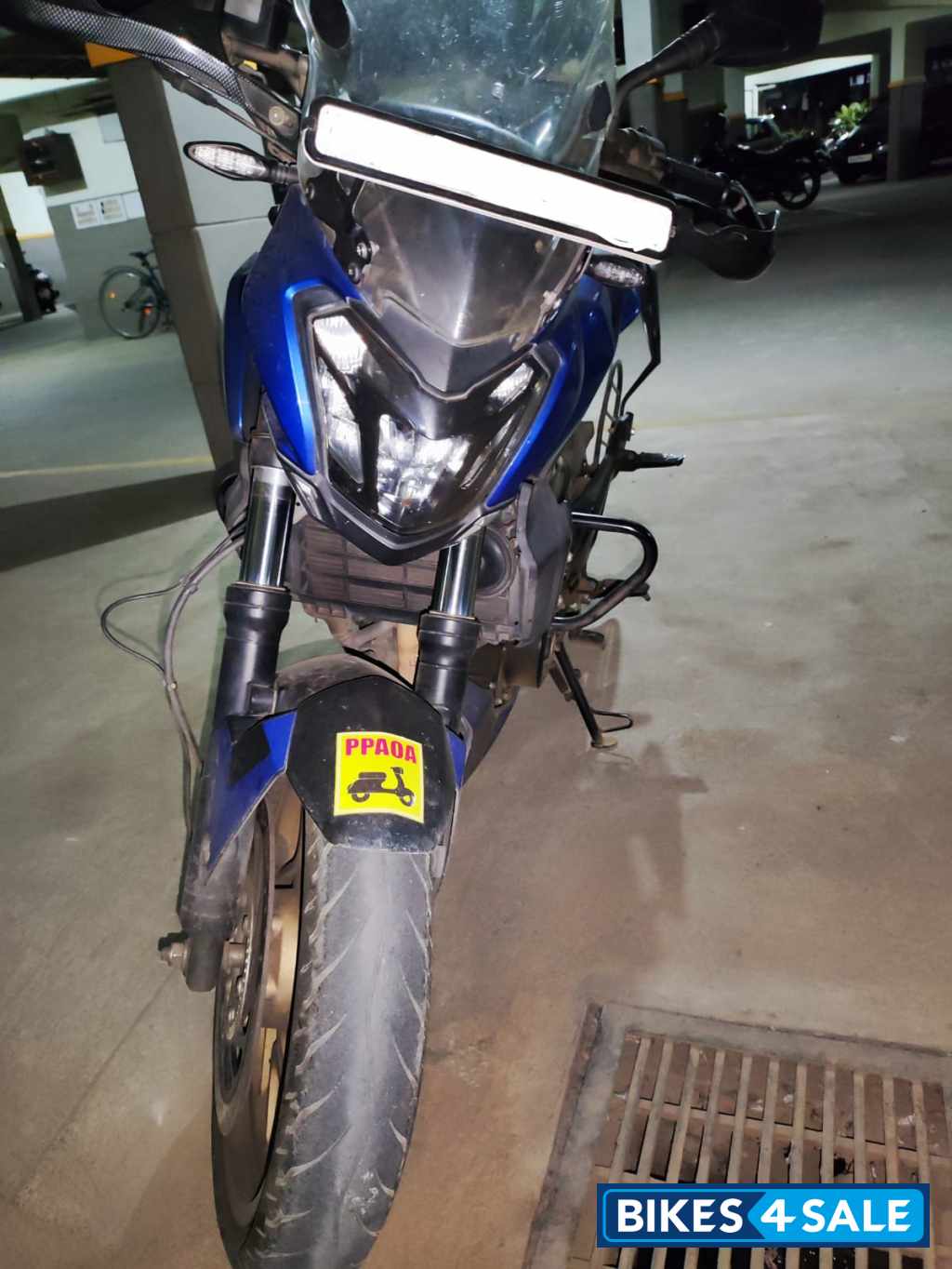 Bajaj Dominar 400