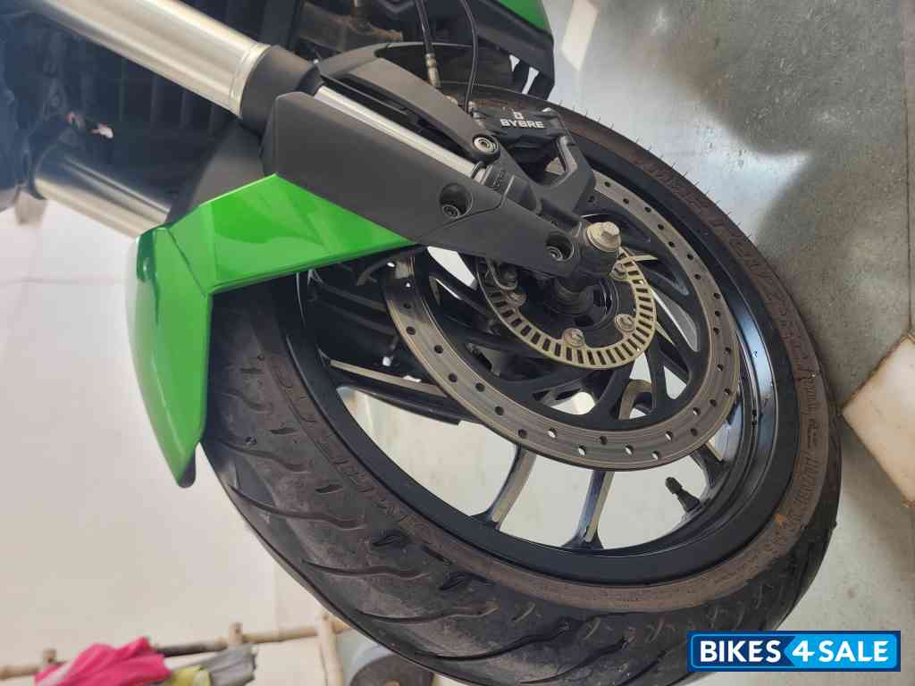 Bajaj Dominar 400 ABS BS6