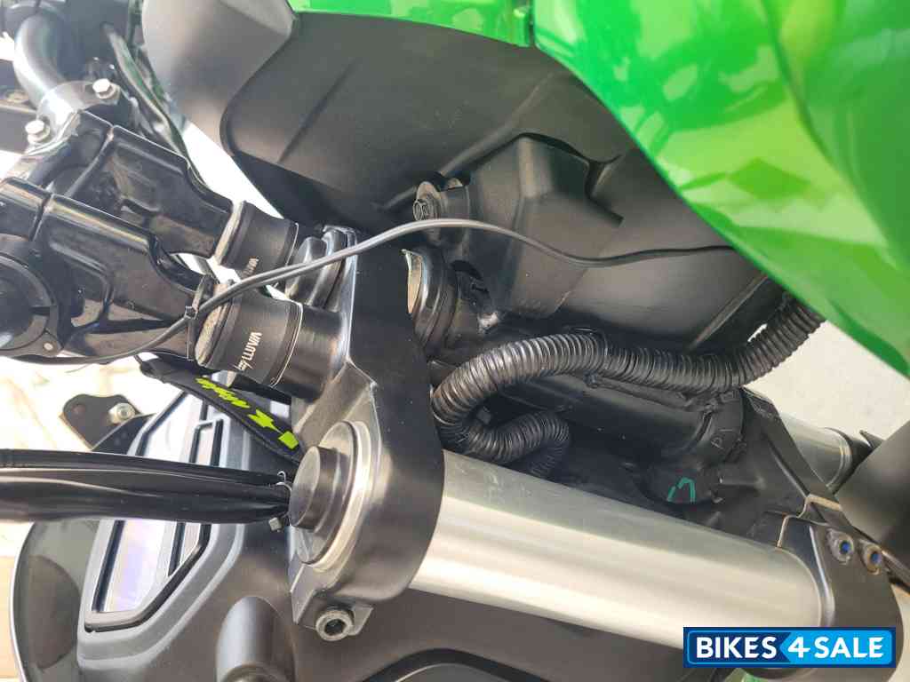 Bajaj Dominar 400 ABS BS6