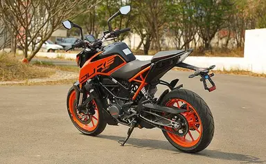 KTM Duke