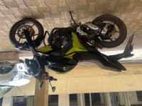 Green With Sparkl Black Suzuki Gixxer 150