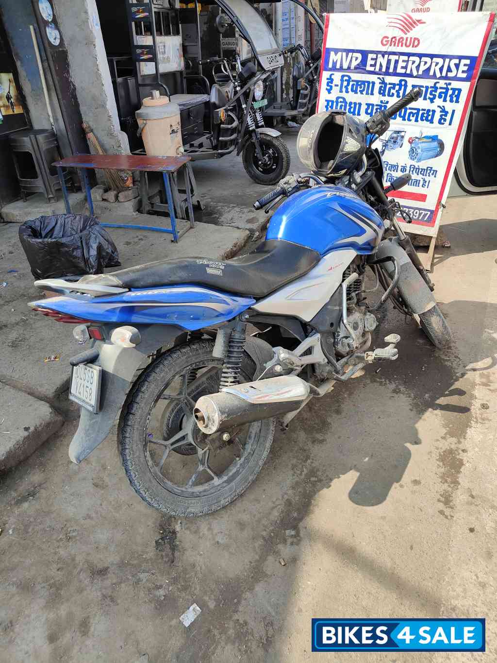 Bajaj Discover 100T
