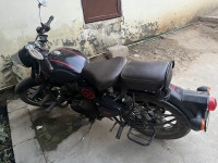 Royal Enfield Classic Stealth Black