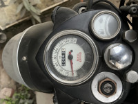 Royal Enfield Classic Stealth Black